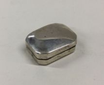 A Georgian silver vinaigrette of plain form with c