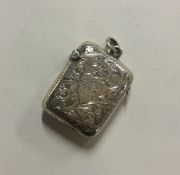 A hinged top silver vesta case. Chester. Approx. 1