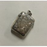 A hinged top silver vesta case. Chester. Approx. 1