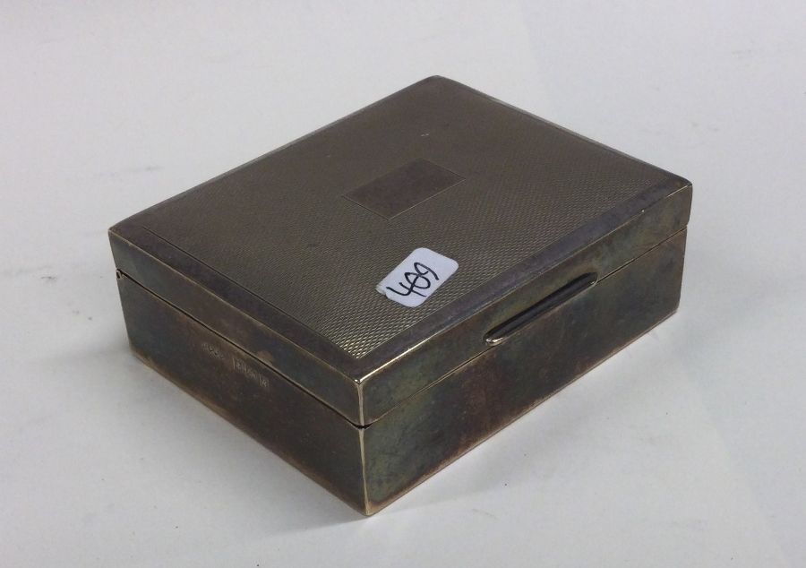 An Edwardian silver cigarette box with engine turn - Image 2 of 2