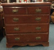 A pine chest of five drawers. Est. £30 - £50.