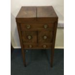A Georgian mahogany washstand with hinged top. Est