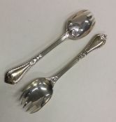 A good pair of Grecian silver jam spoons. London.