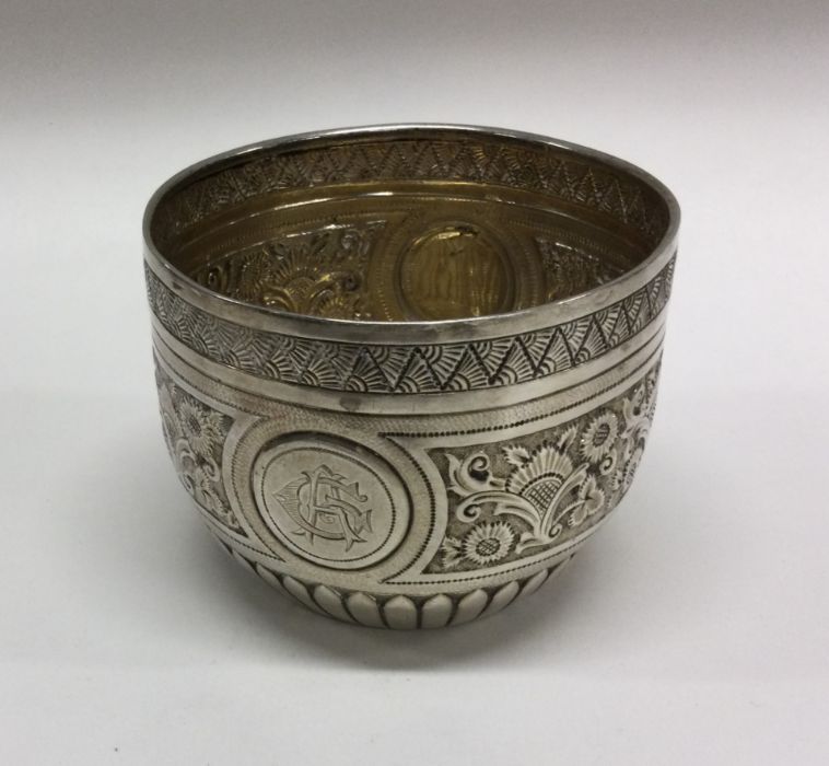An attractive chased silver sugar bowl decorated w - Image 2 of 2