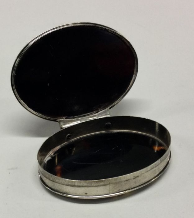 An early Georgian silver and tortoiseshell snuff b - Image 3 of 3