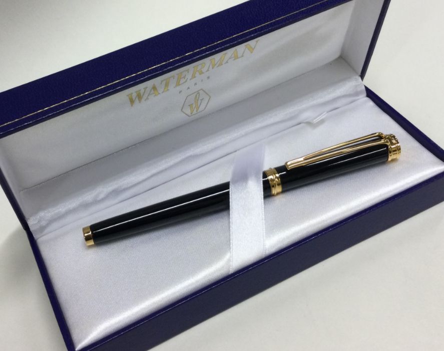 WATERMAN: A cased fountain pen. Est. £20 - £30.