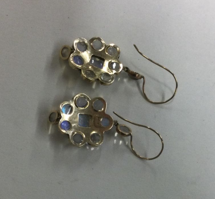 A good pair of moonstone earrings with loop tops s - Image 3 of 3