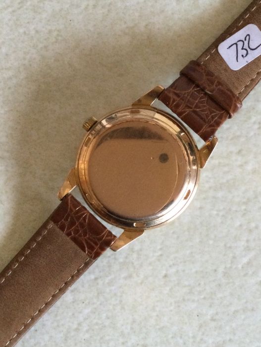 OMEGA: An 18 carat Seamaster calendar wristwatch with - Image 3 of 3