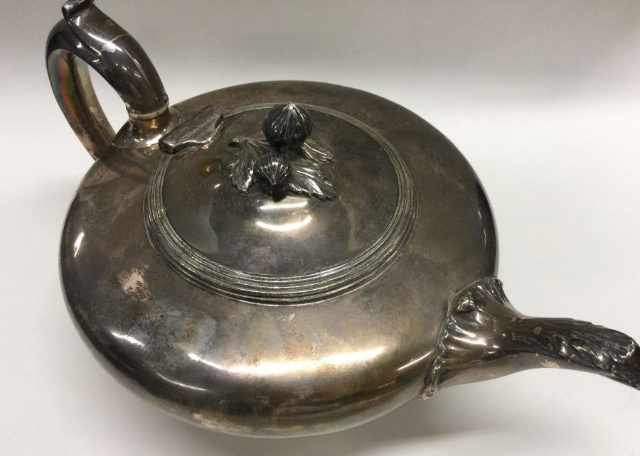 A good plain heavy William IV silver teapot with r - Image 3 of 3