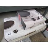 (TN86) Boxed Kitchen Perfected double hot plate and a similar single hotplate