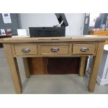 5 Heavy oak dressing table