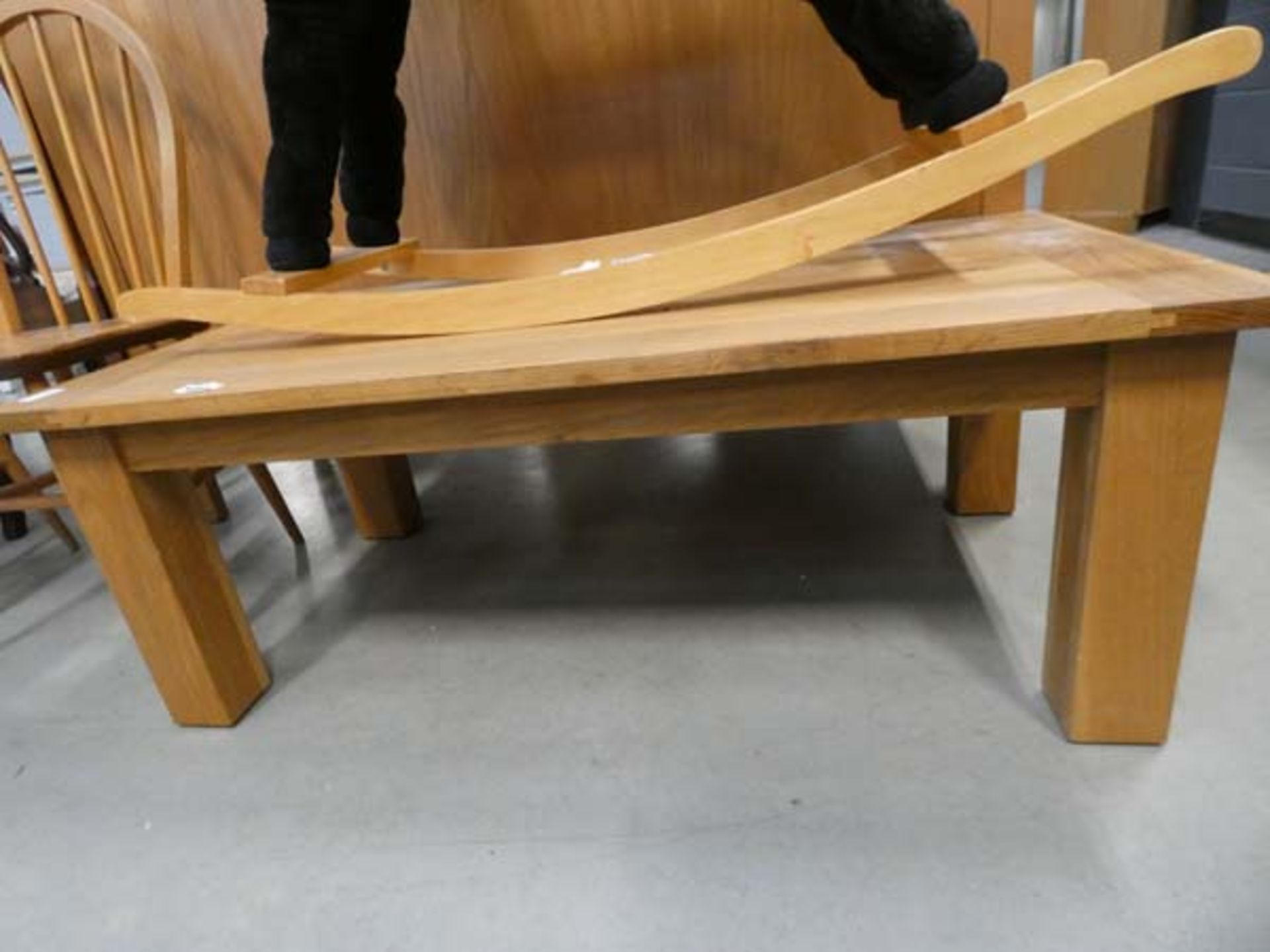 5114 - Oak coffee table