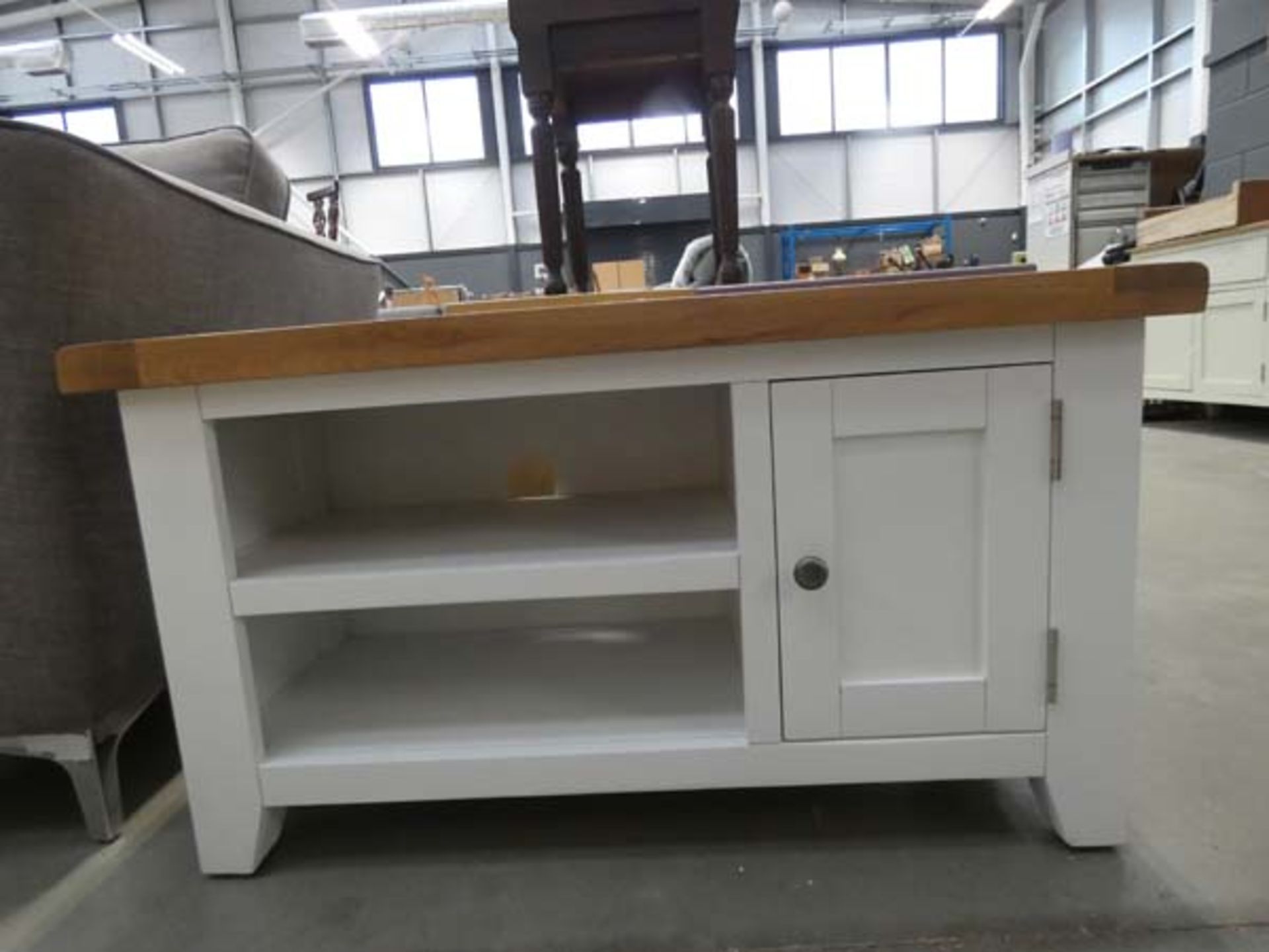 55 - Chester white small TV unit