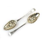 A pair of George IV silver and parcel gilt berry spoons, William Eley & William Fearn, London 1821,