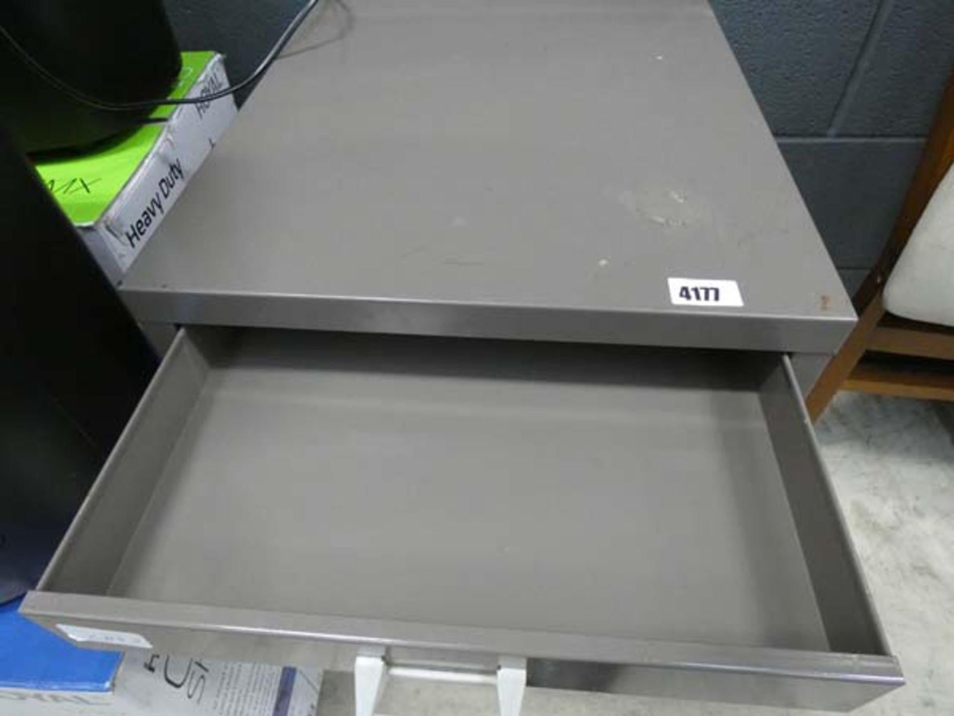 Multi drawer filing unit - Image 2 of 2