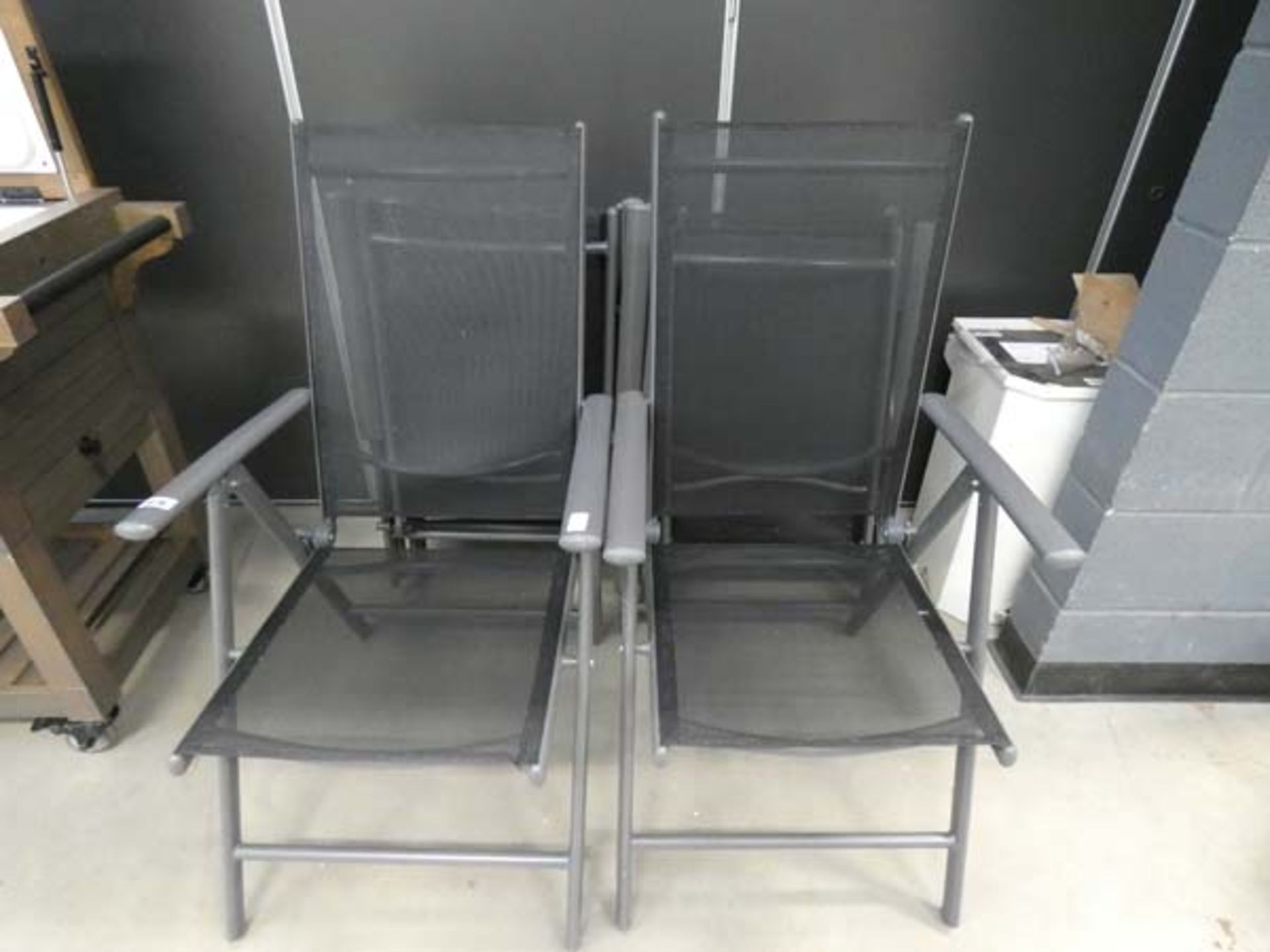 6 grey and black mesh fold up garden chairs