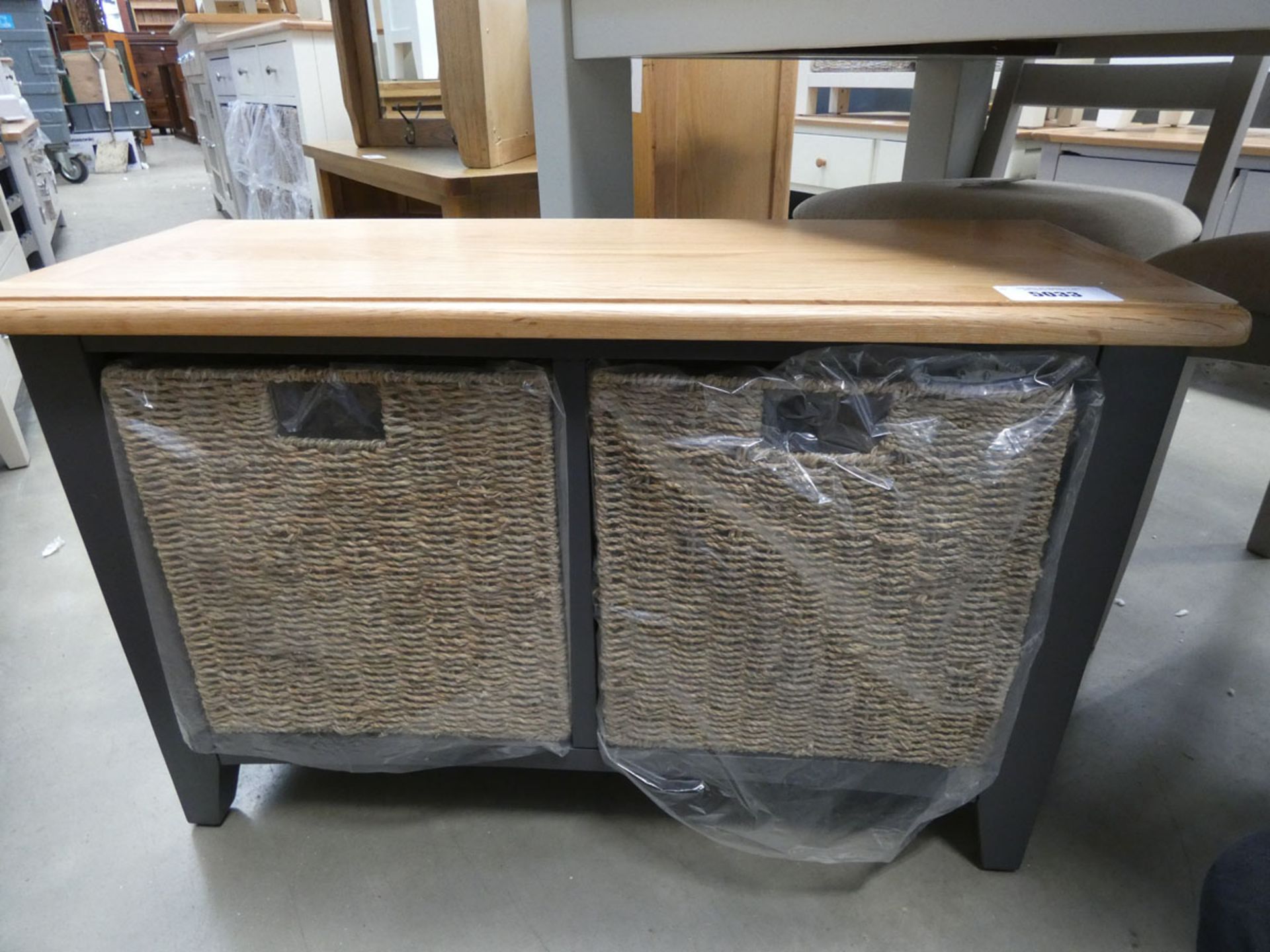 Blue painted and oak hall bench with 2 large wicker baskets under (40)