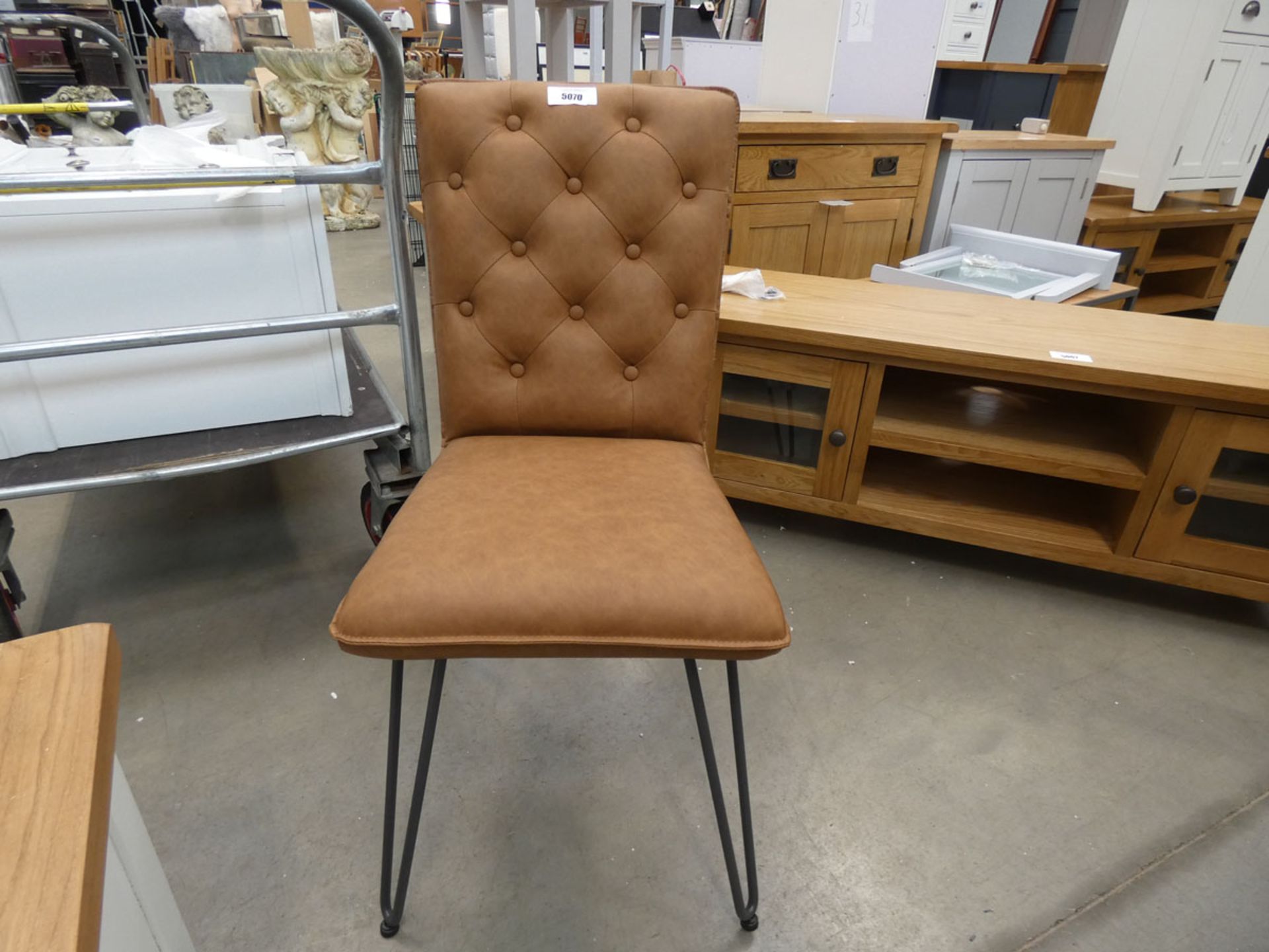 Tan studded back single chair (34)