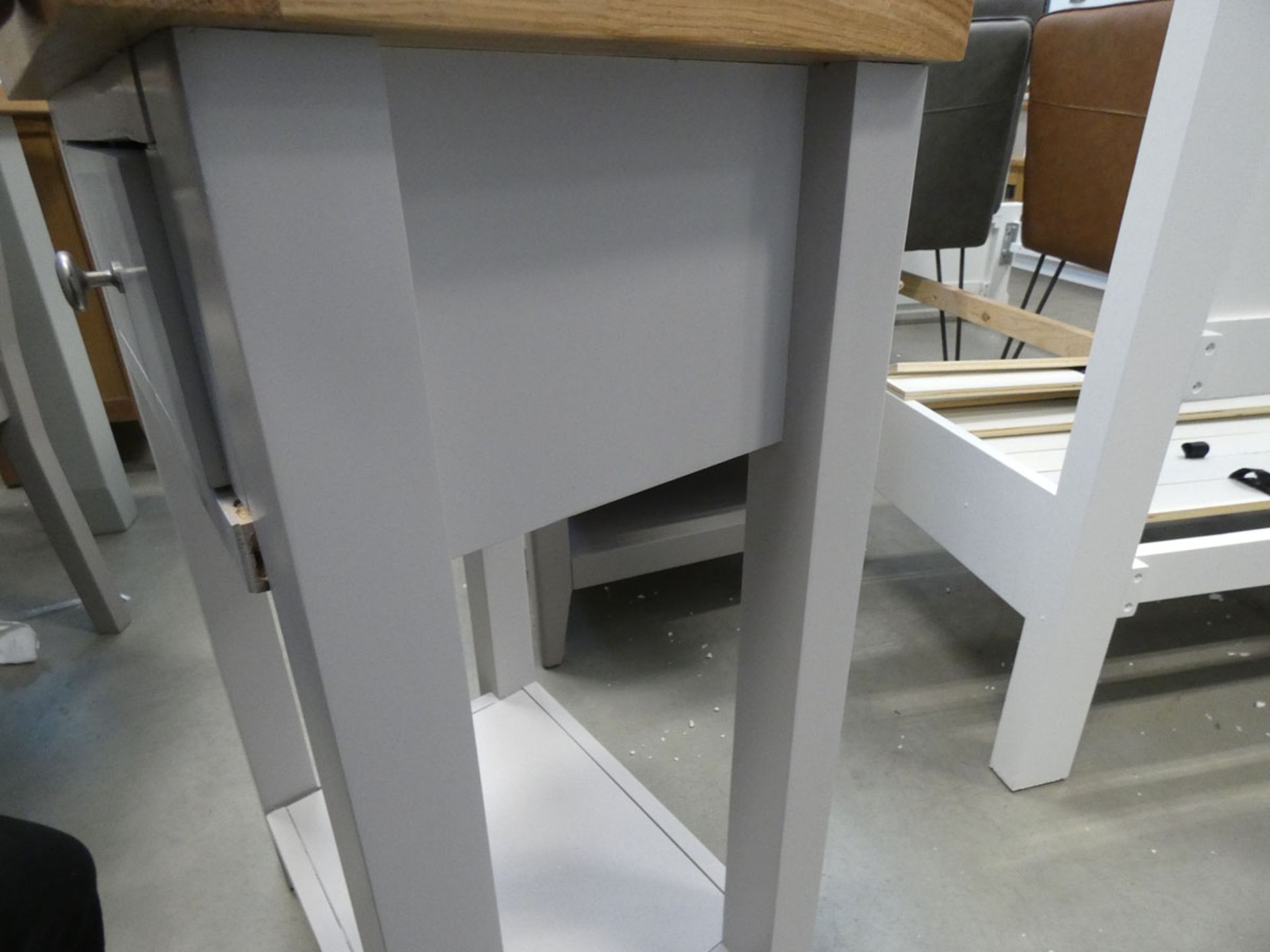 Grey painted oak tall lamp / telephone table (33) - Image 5 of 5