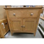 Small oak sideboard with single drawer and double door cupboard under (59)