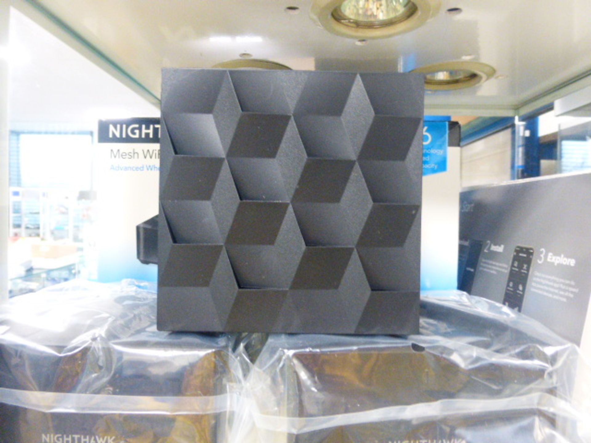 Netgear Nighthawk mesh wifi 6 system with box - Image 2 of 2