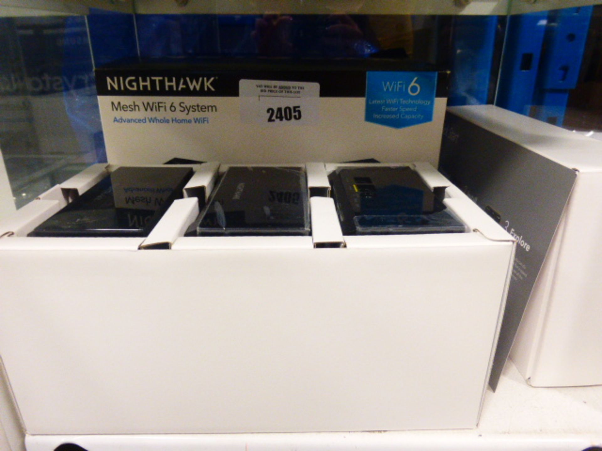 Netgear Nighthawk mesh wifi 6 system with box