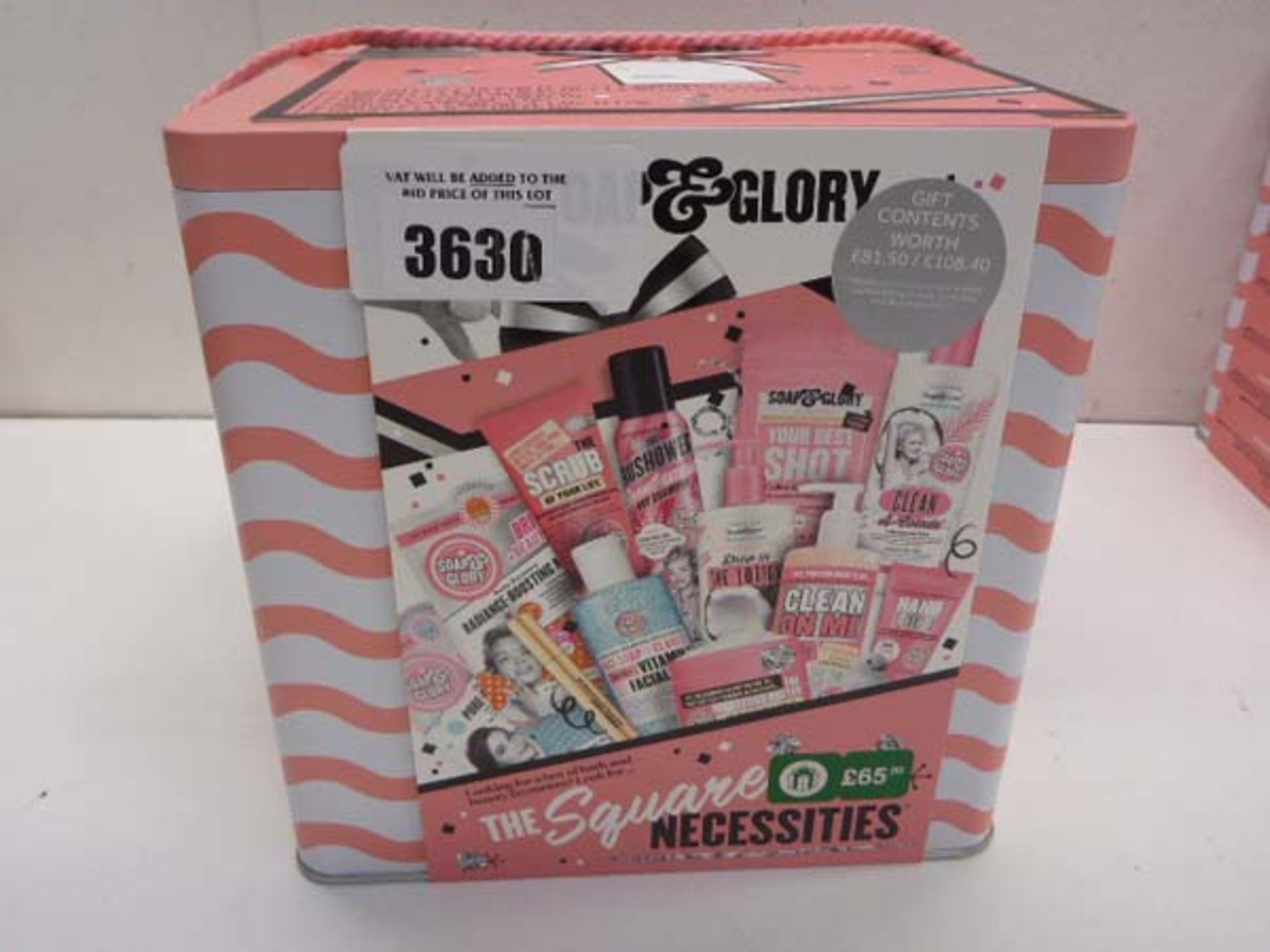 Soap & Glory The Square Necessities 12 piece gift set