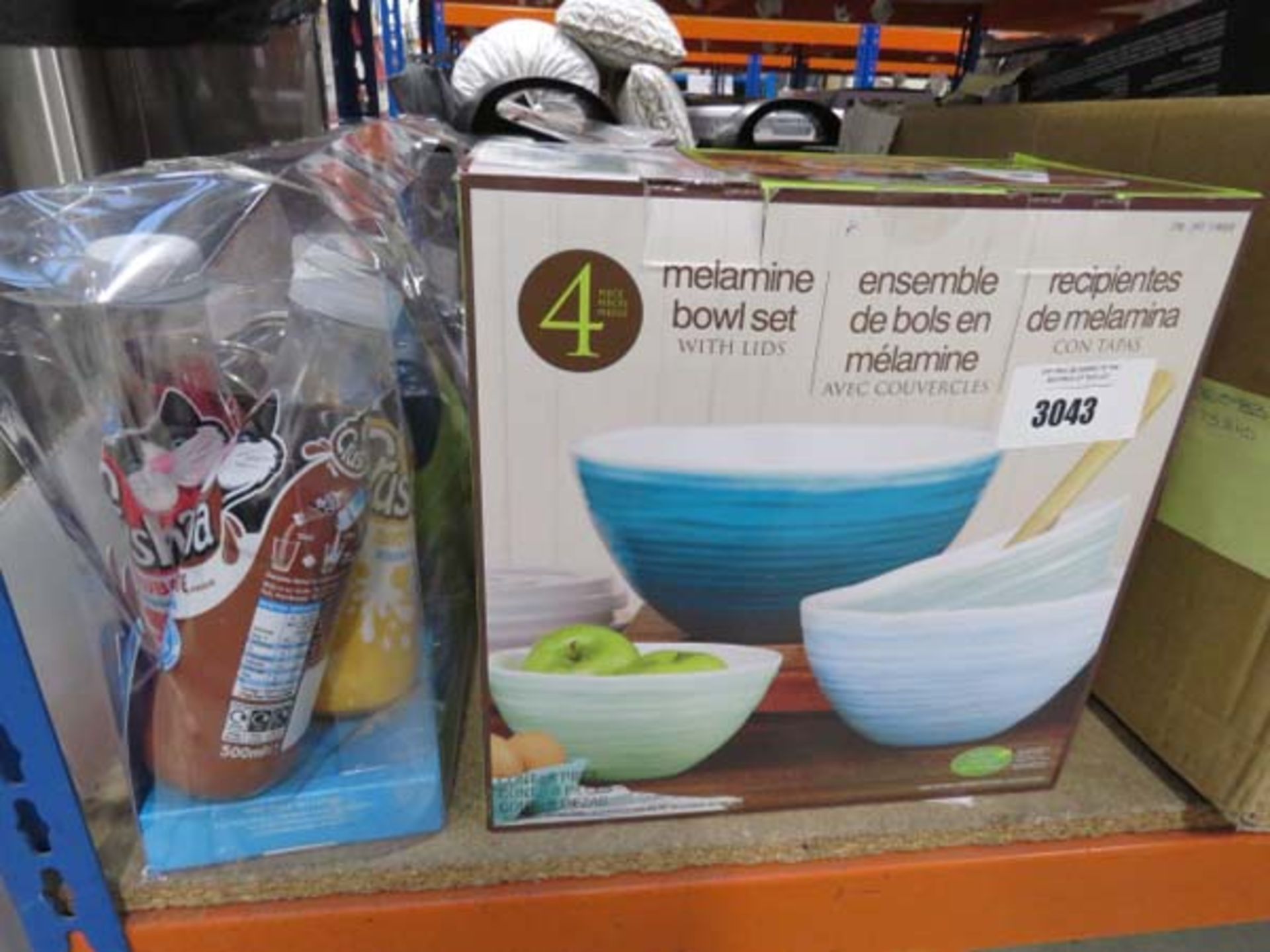 Melamine bowl set plus a milkshake maker