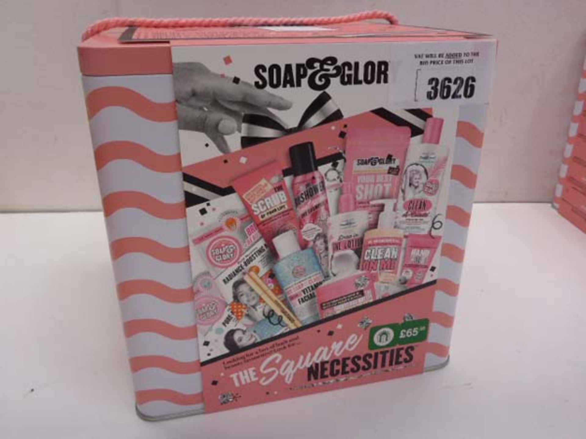 Soap & Glory The Square Necessities 12 piece gift set