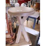 (6) Oak circular stool on crisscross 4 star base