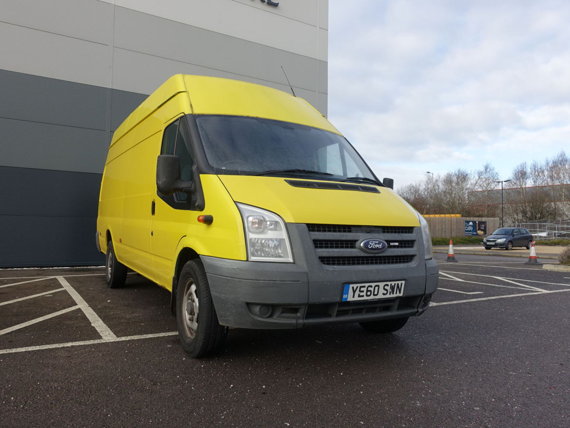 2010 Ford Transit Panel Van in yellow, 2402cc, key and V5 present, first registered 26,11,2010, 3