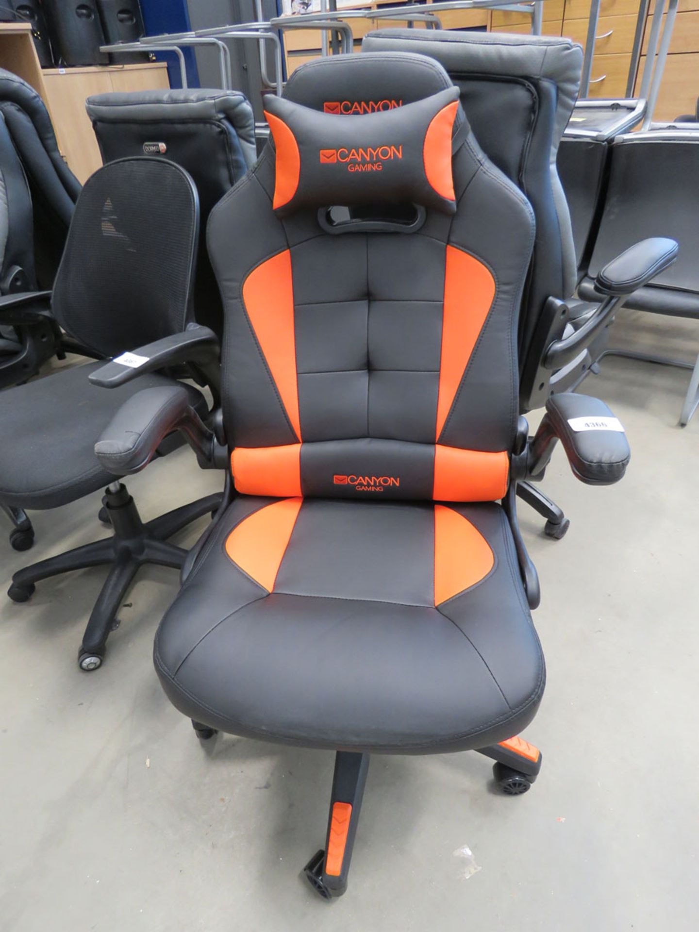 Canyon orange and black gaming chair