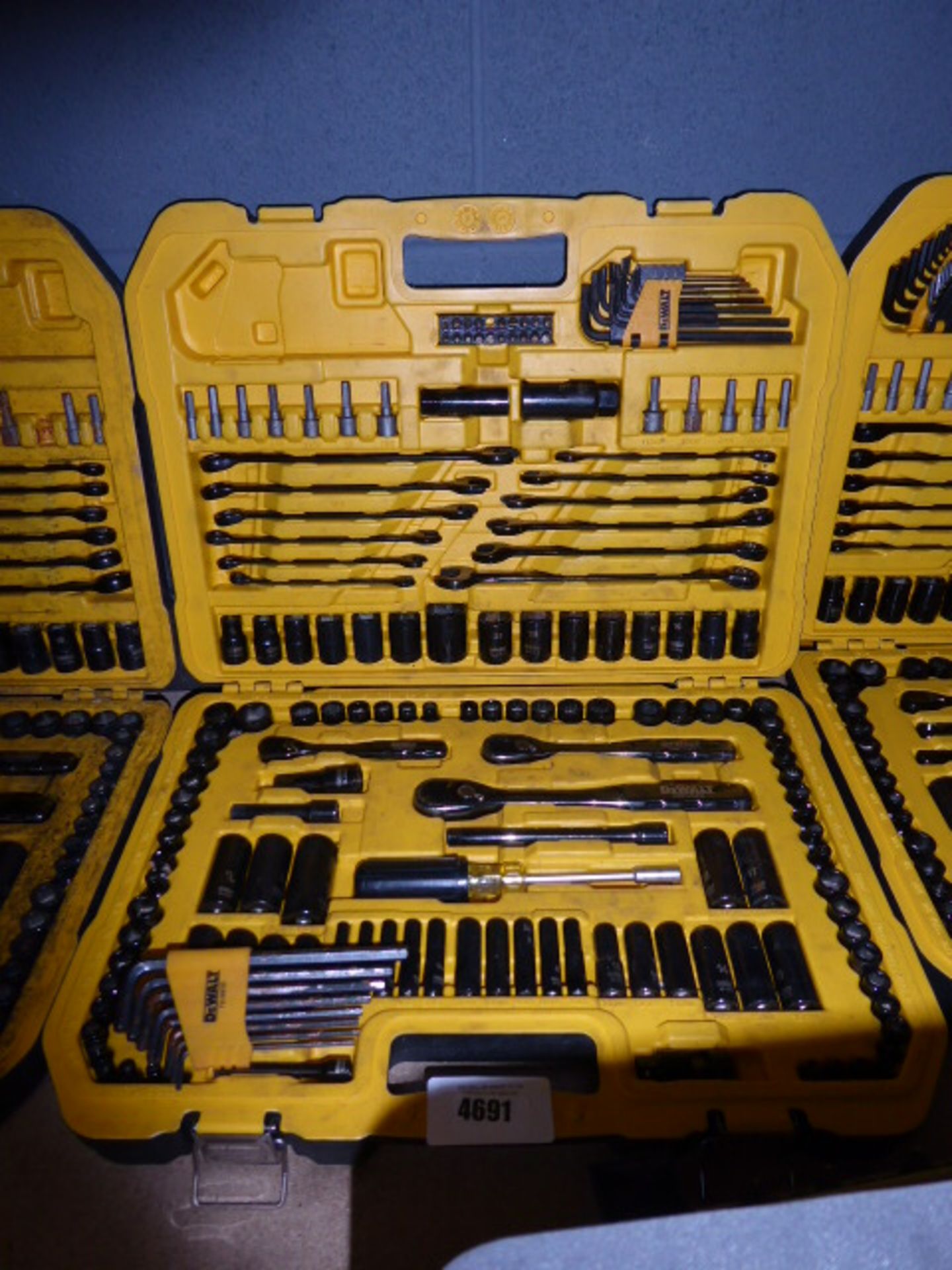 DeWalt socket set