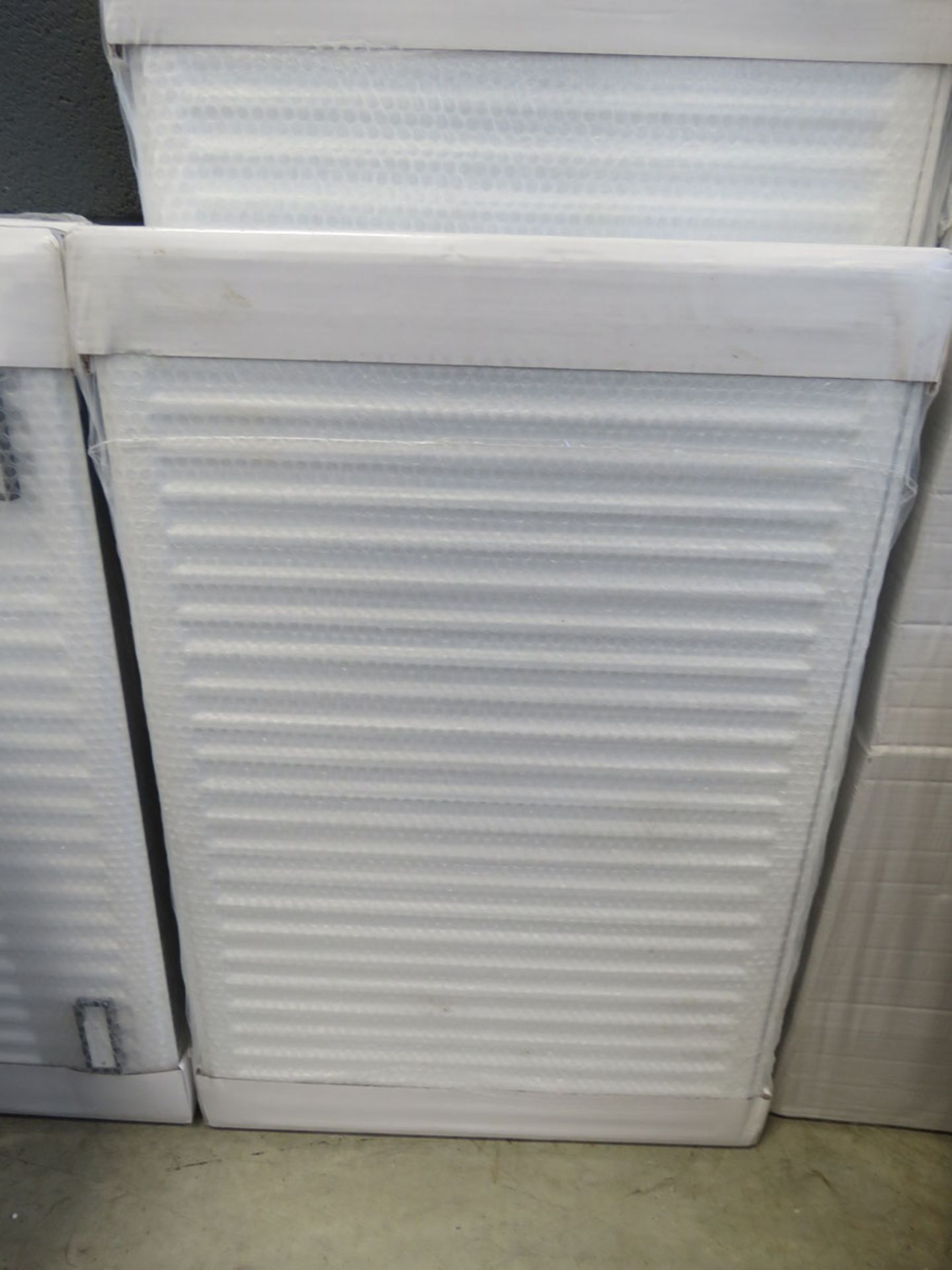 600mm x 900mm double panel radiator