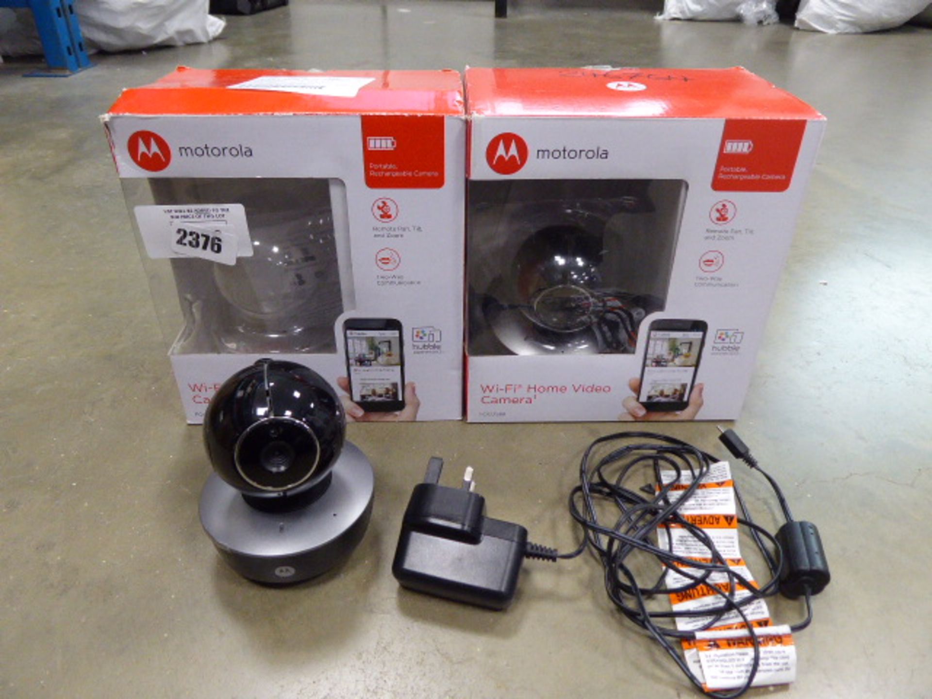 2366 - 2 Motorola Home Video wi-fi cameras model FOCUS88 in boxes