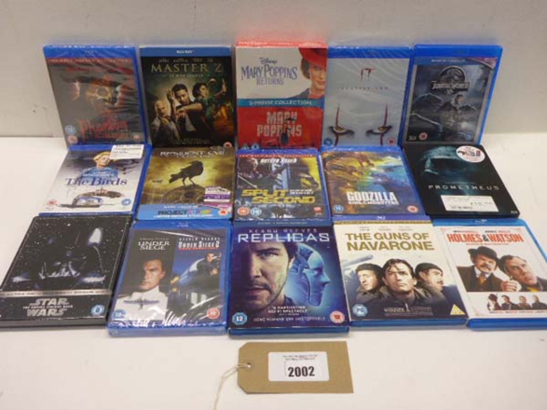 Bag of 15 various titled blu-ray films