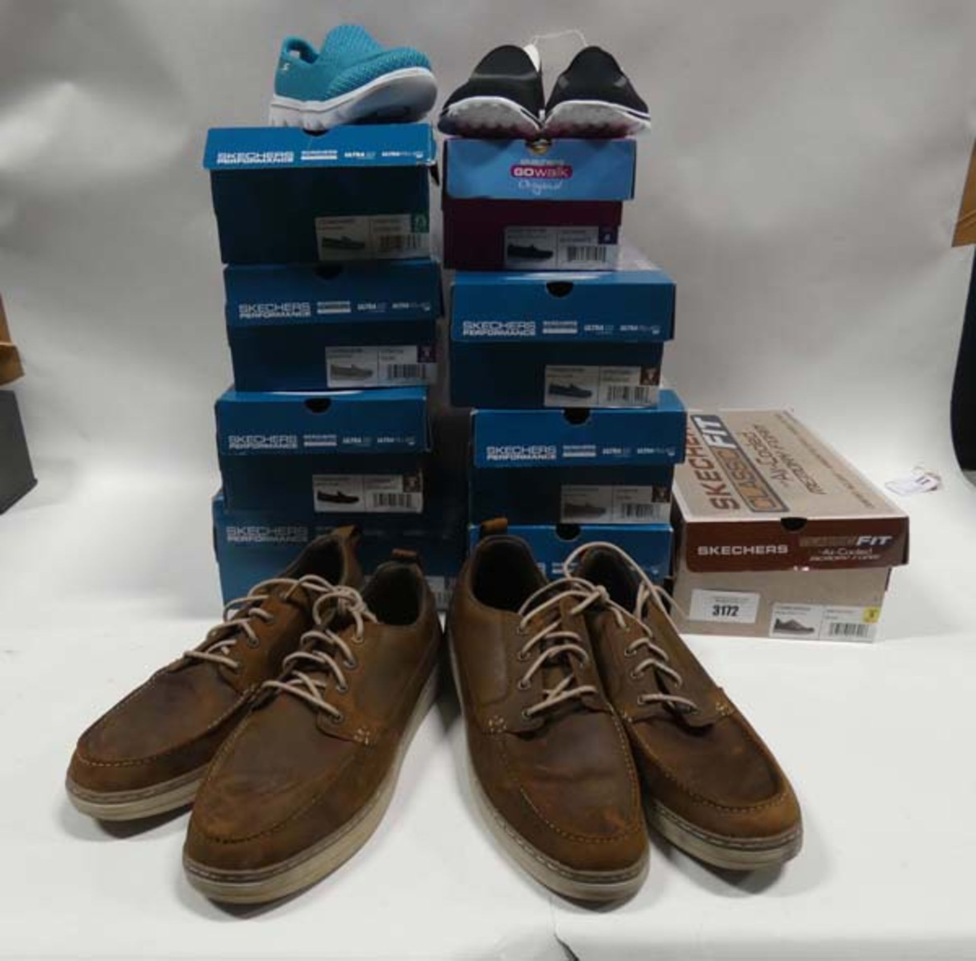 9 Pairs of boxed Sketchers trainers various sizes and designs together with 2 pairs of gents unboxed