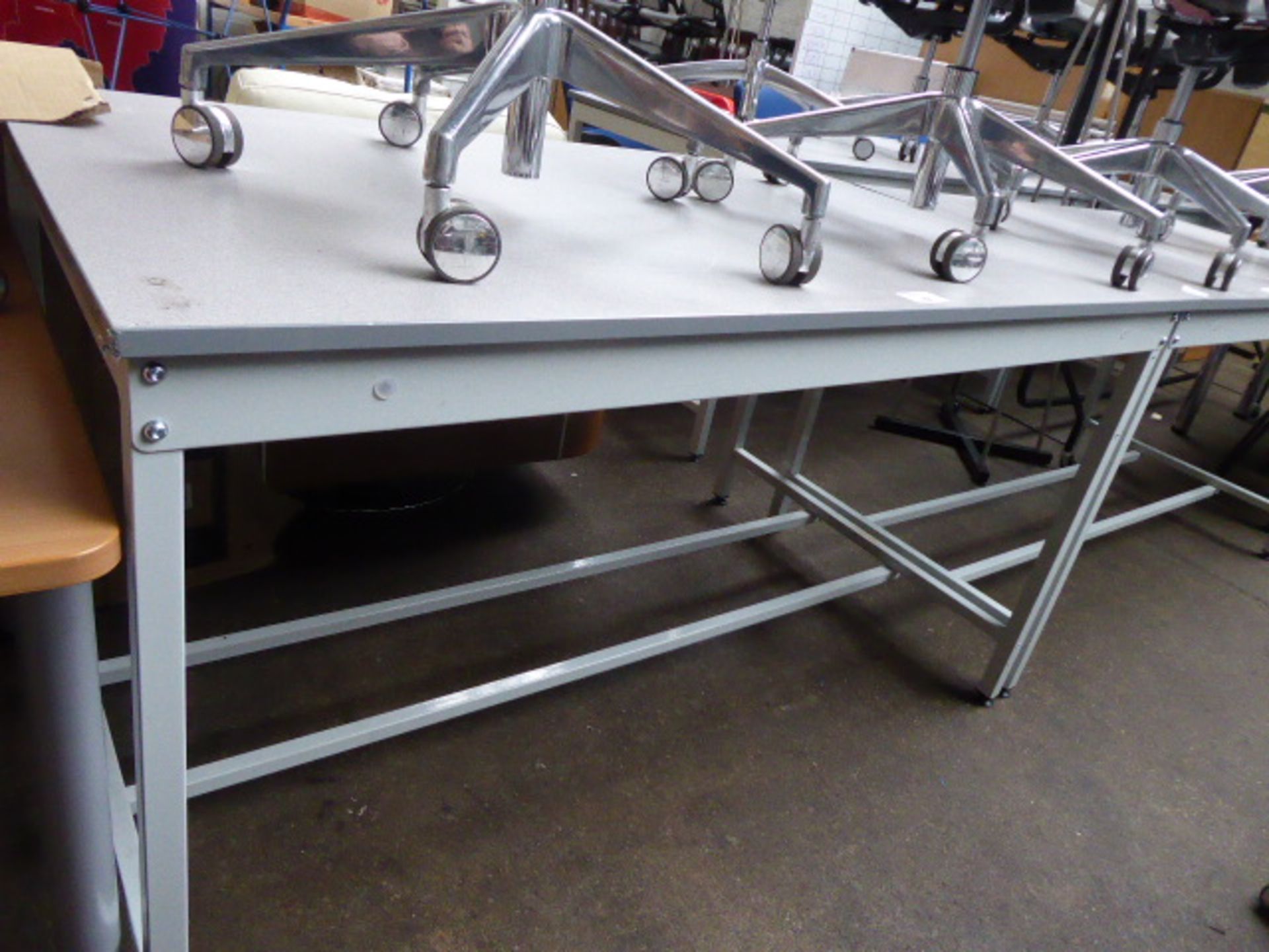 150 cm QMP high level metal frame grey top work station - Image 2 of 2