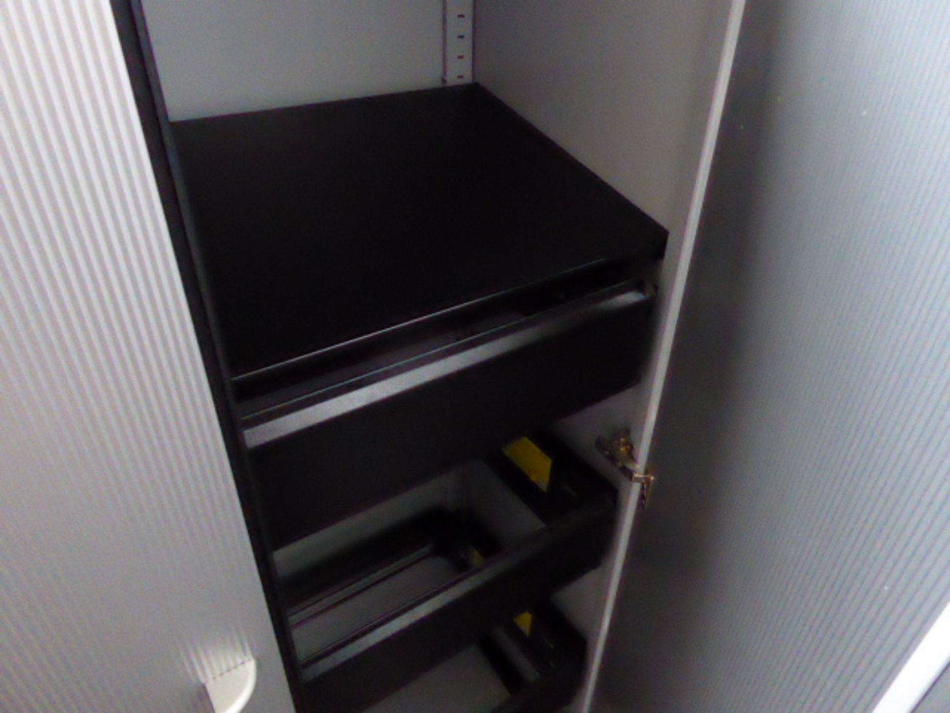 100 cm Steelcase 2 door storage cabinet - Image 2 of 2