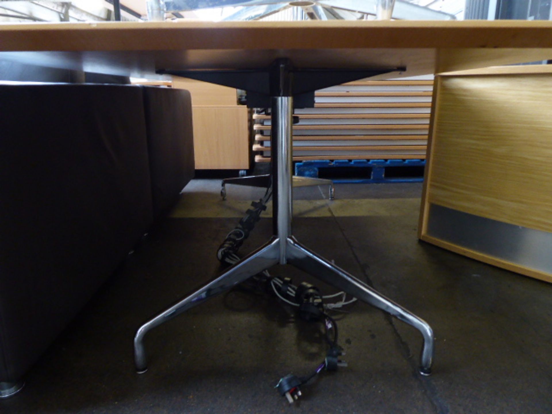 200cm meeting table with a Vitra style chrome base and beech effect rectangular top - Image 2 of 4