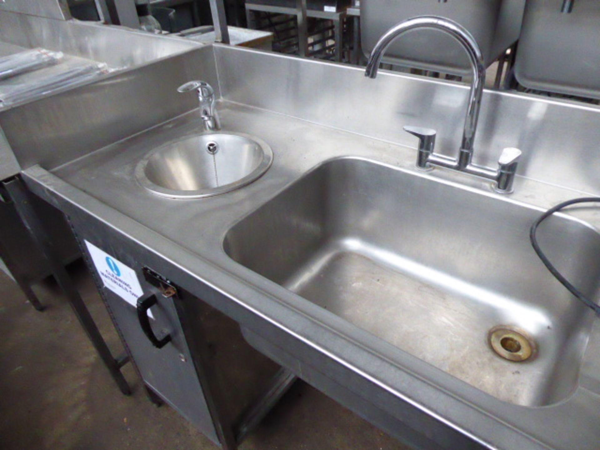 280cm stainless steel single bowl sink unit with tap set, draining board, hand basin, space for - Image 2 of 3