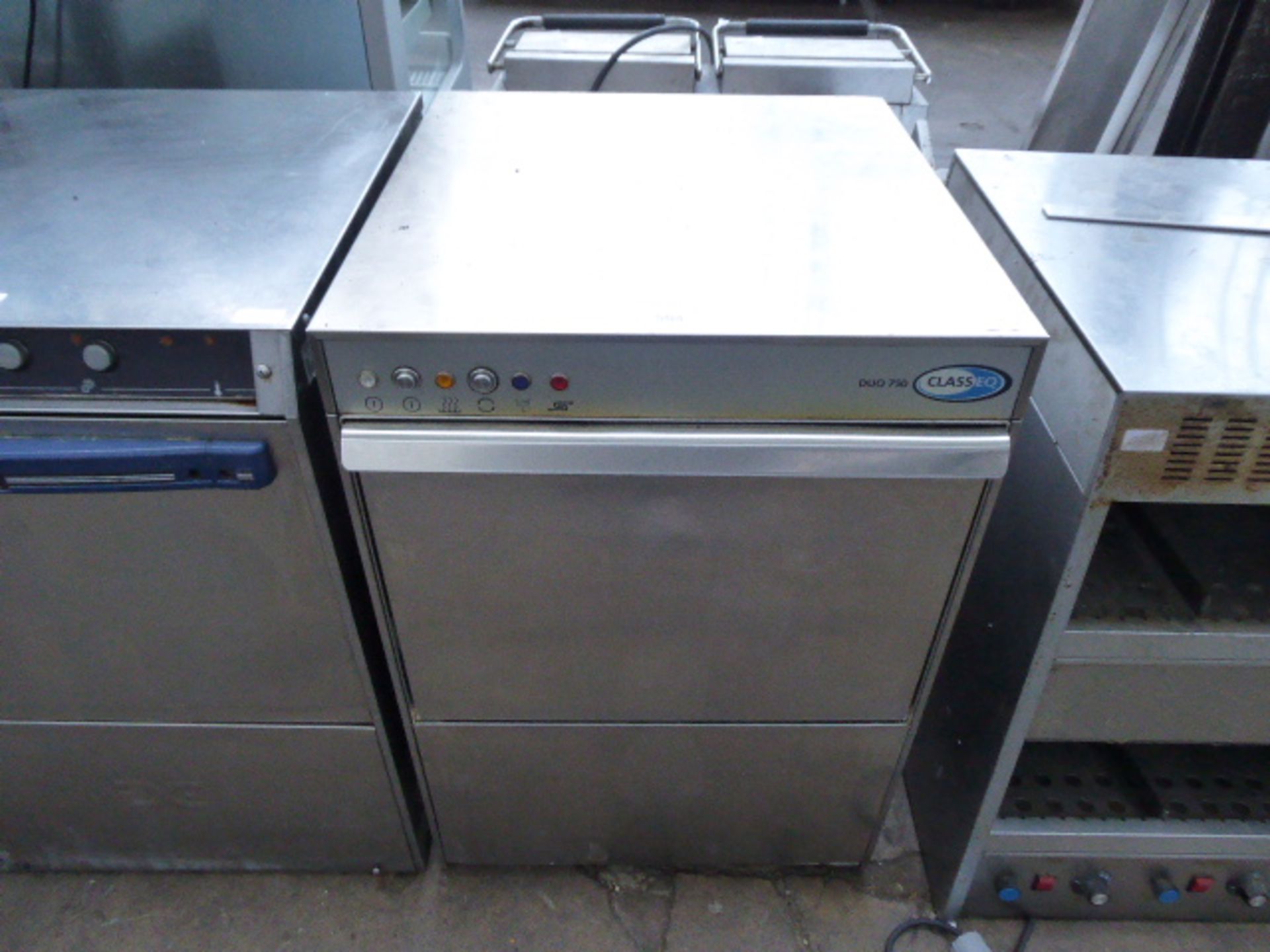 60cm Classeq Duo 750 under counter drop front dishwasher