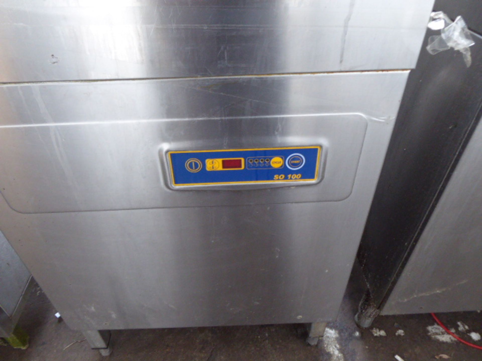 60cm Hoonved model SO100 lift top pass through dishwasher - Image 3 of 3