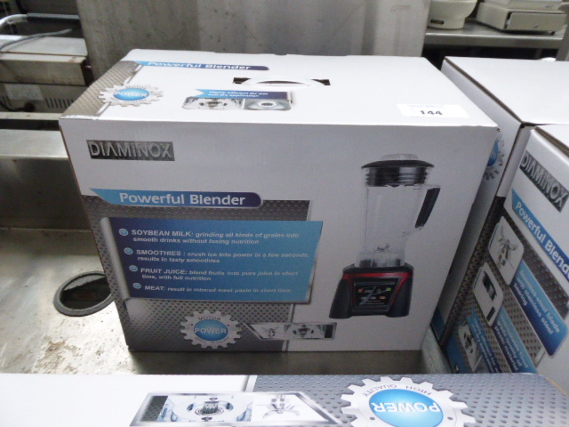 Diaminox commercial blender