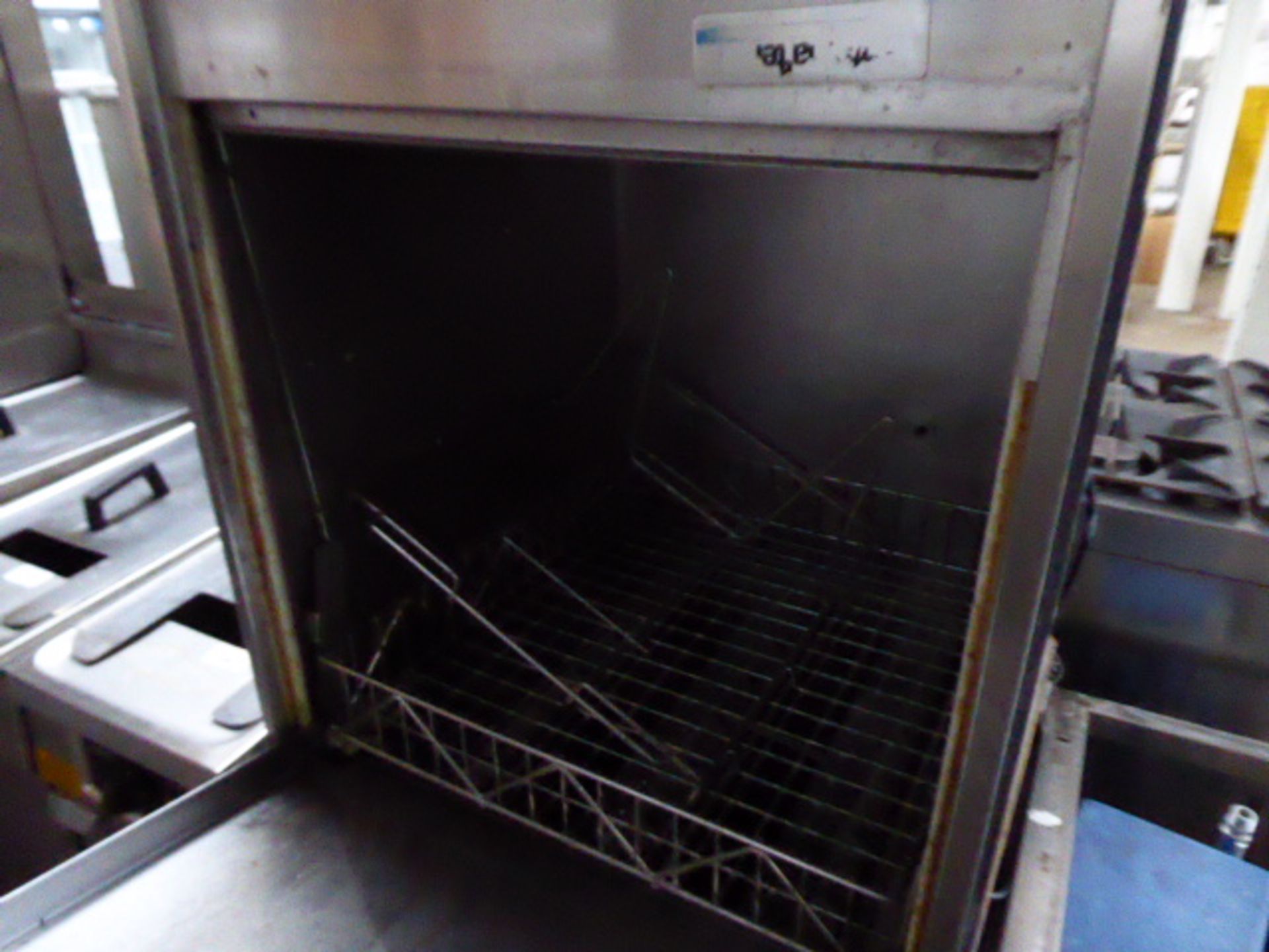 72cm Winterhalter drop front dishwasher - Image 2 of 3