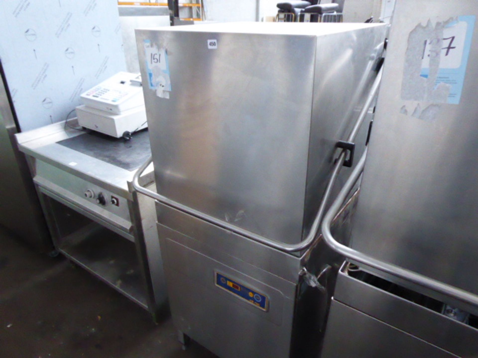 60cm Hoonved model SO100 lift top pass through dishwasher