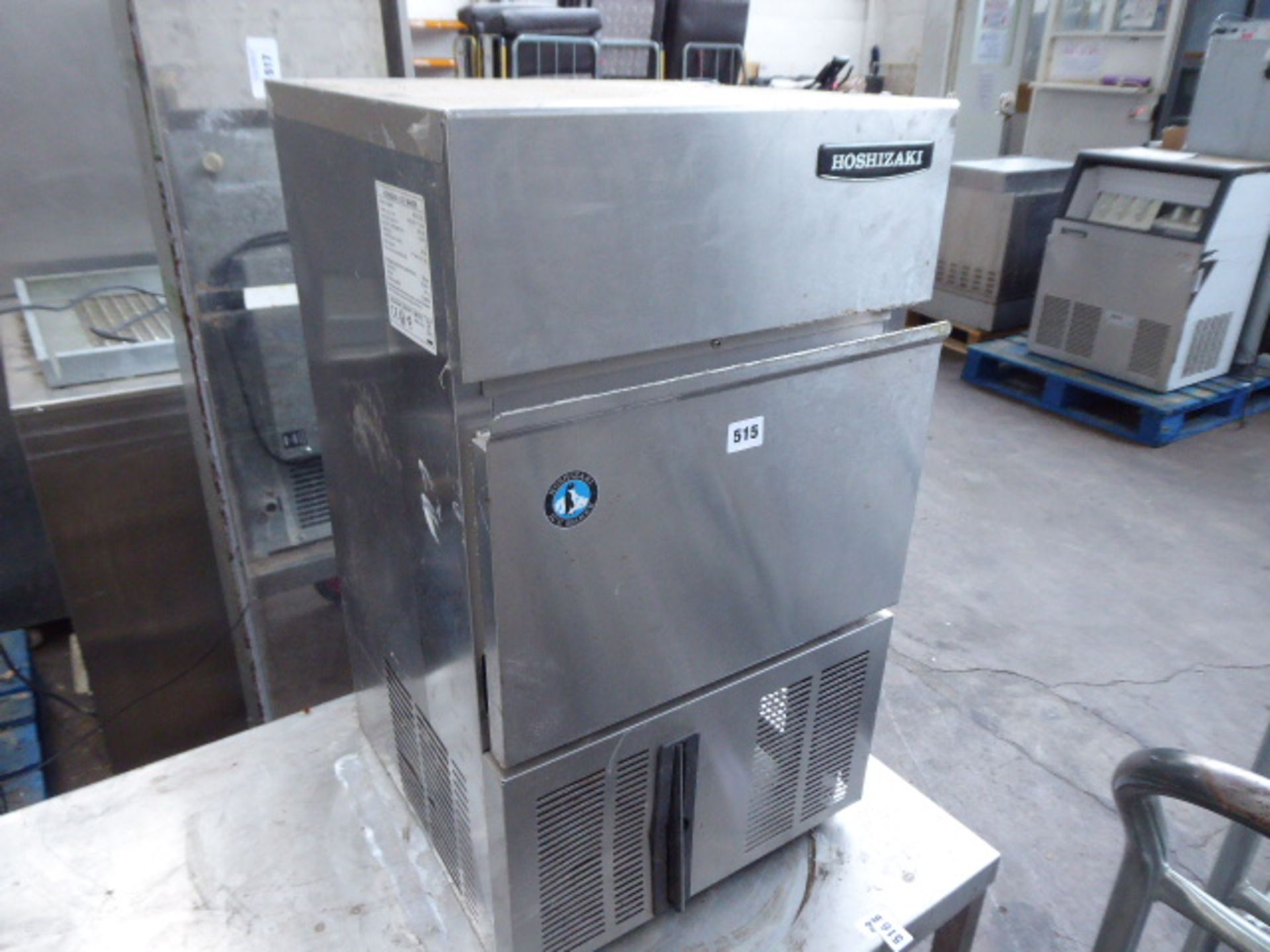 (TN80) 40cm Hoshizaki bench top ice machine