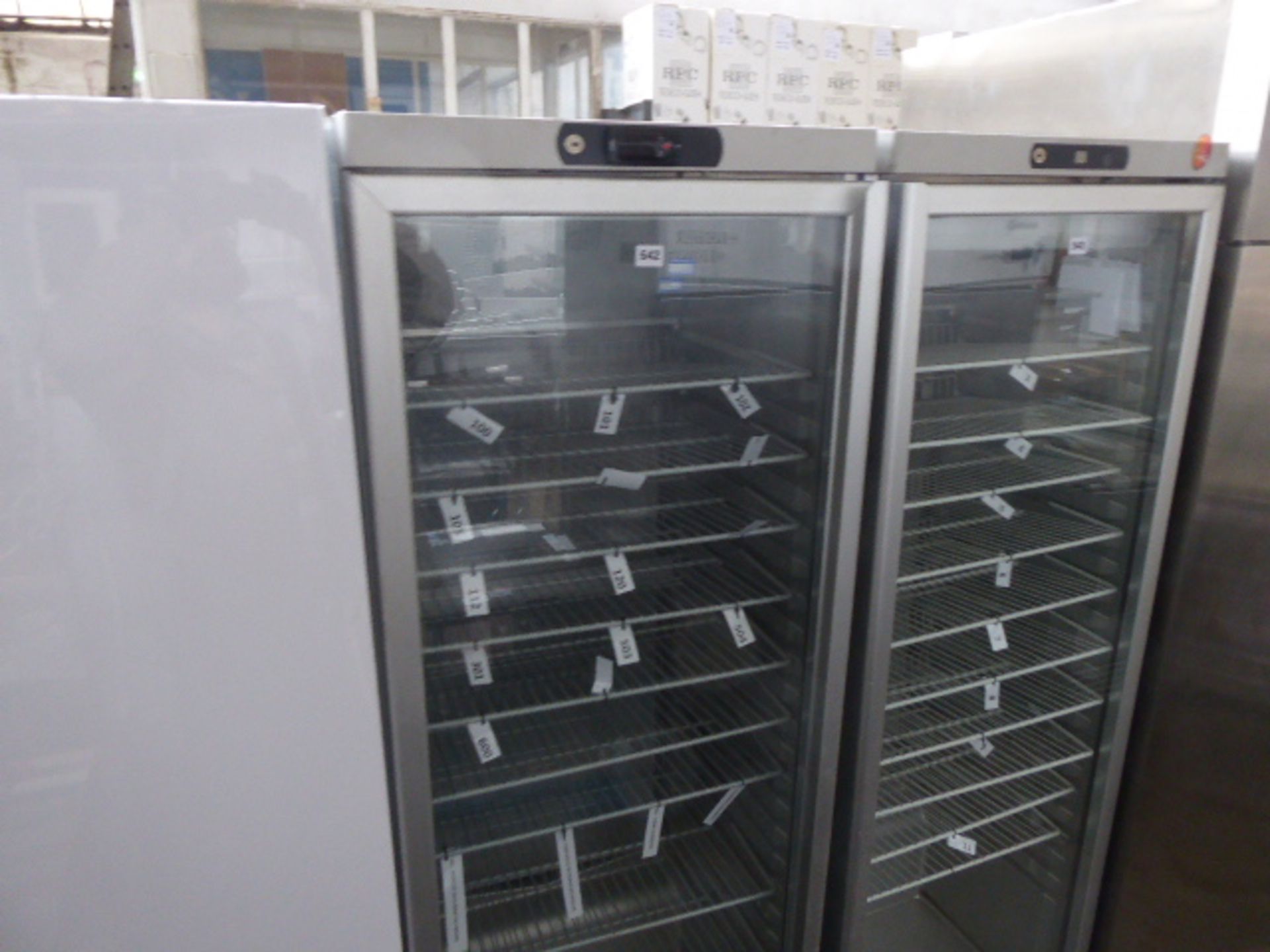 (TN75) 60cm Gram model KG400RUW display fridge