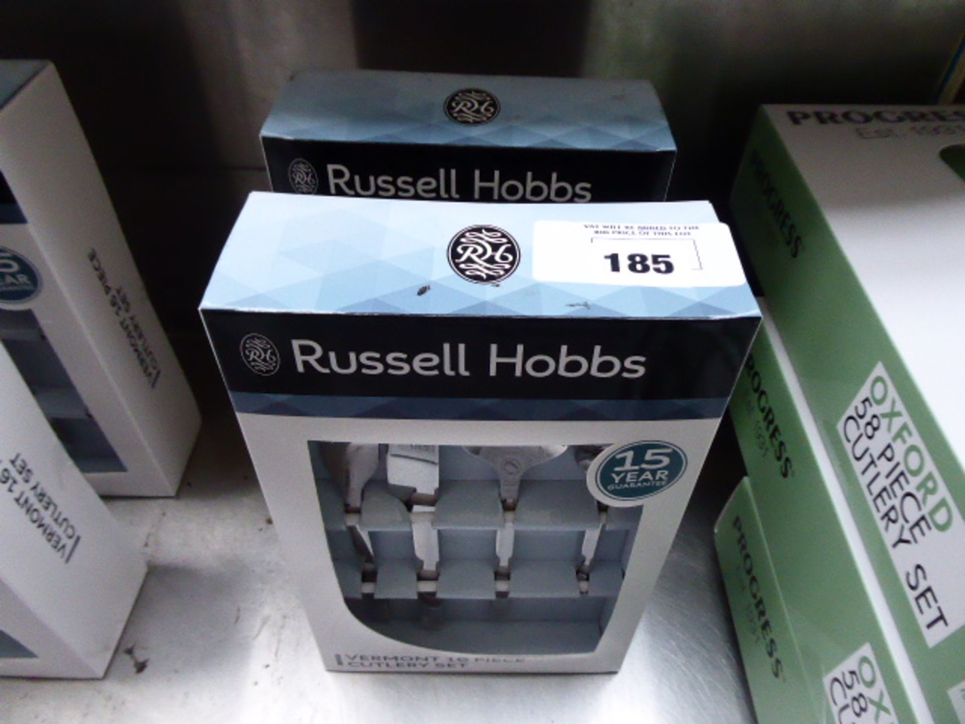 2 Russell Hobbs Vermont 16 piece cutlery sets