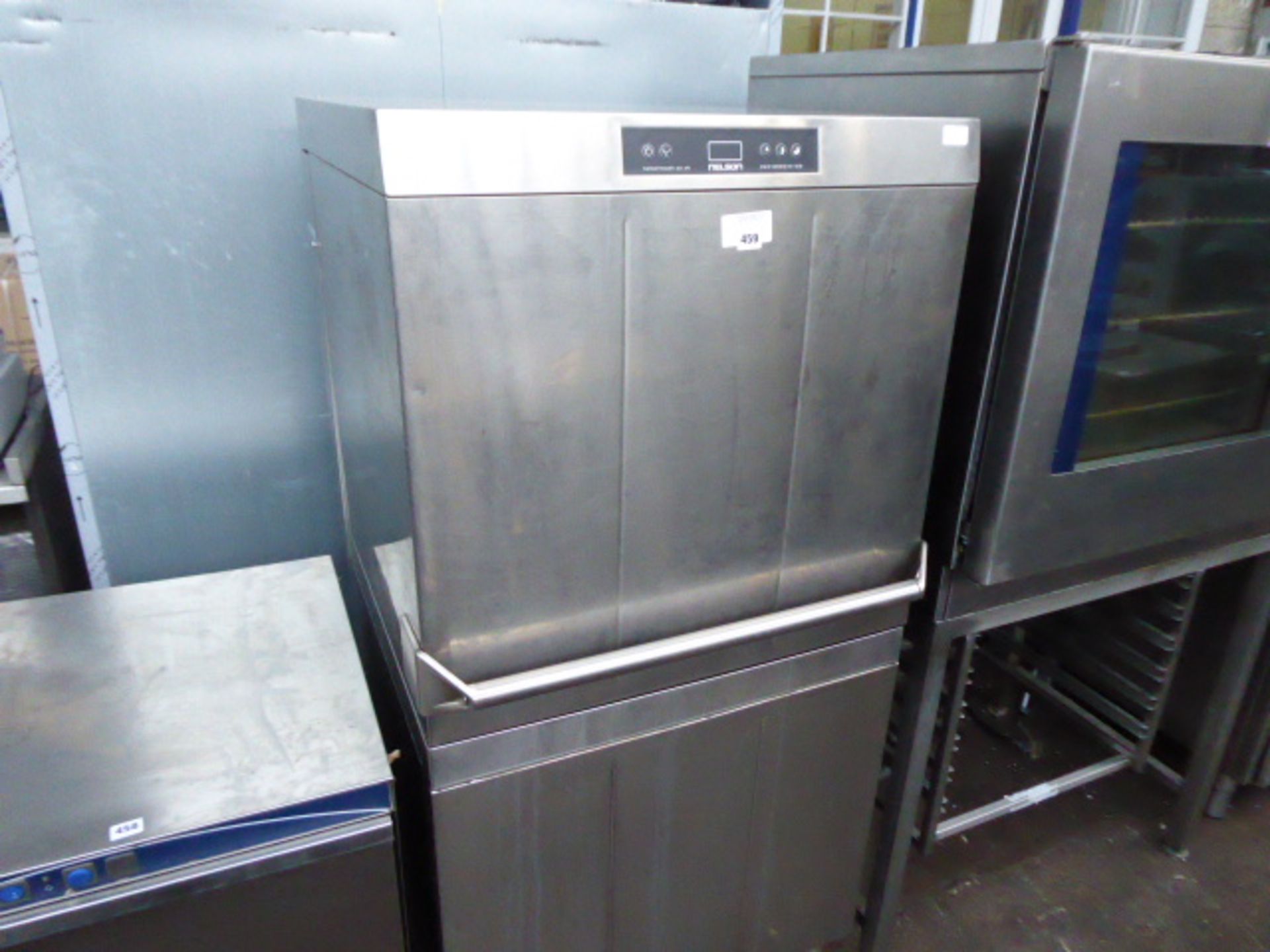 70cm Nelson type 4000 lift top pass through dishwasher